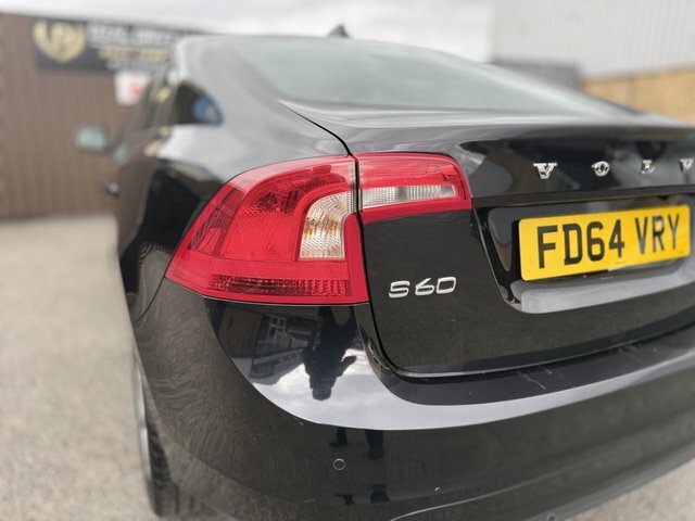 Volvo S60 D3 136 R Design Red #61