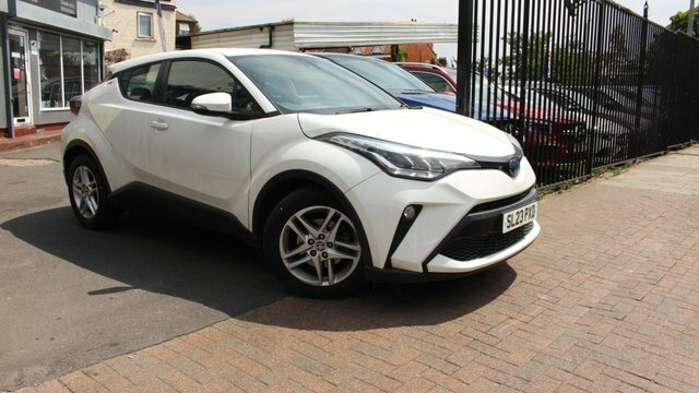 Toyota C-Hr Vvt-h Gpf Icon Suv SL23PXD White #4