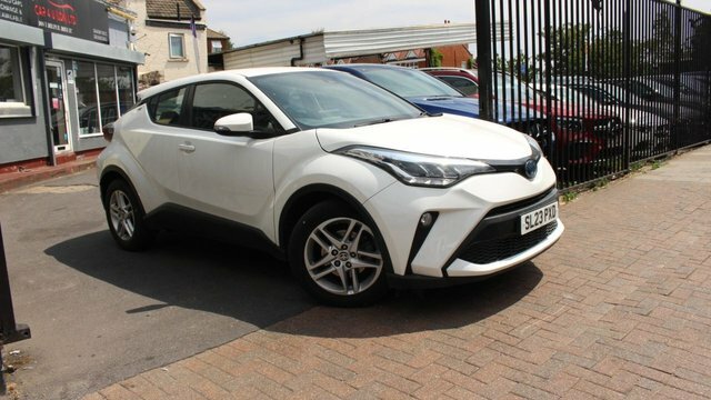 Toyota C-Hr Vvt-h Gpf Icon Suv White