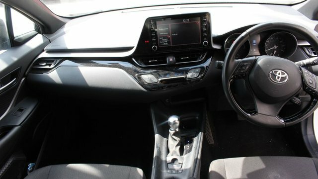 Toyota C-Hr Vvt-h Gpf Icon Suv SL23PXD White #3