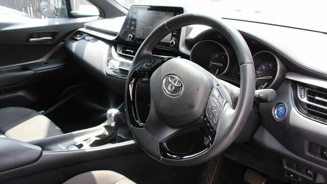 Toyota C-Hr Vvt-h Gpf Icon Suv SL23PXD White #2