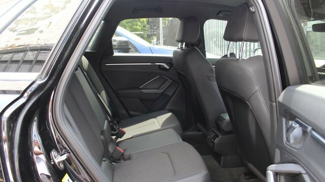 Audi Q3 Tfsi Cod 35 S Black #6