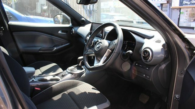 Nissan Juke Dig-t N-connecta Suv Grey #3