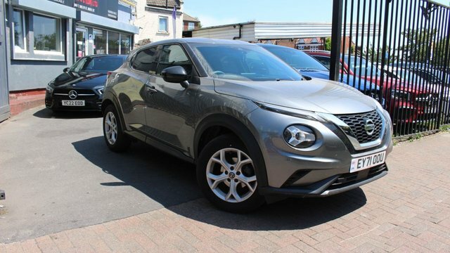Nissan Juke Dig-t N-connecta Suv Grey #4