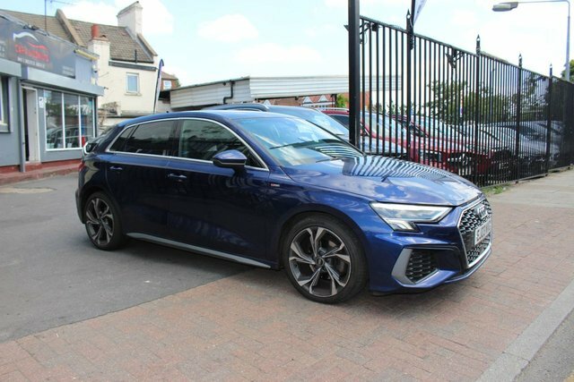 Audi A3 Tfsi 30 S Line Blue