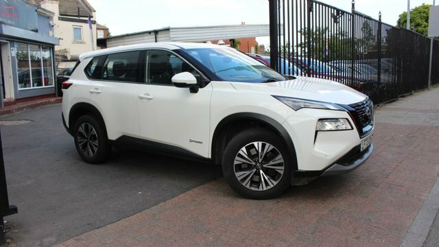 Nissan X-Trail H E-power Acenta Premium White