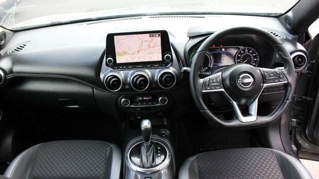 Nissan Juke N-connecta Suv Grey #3