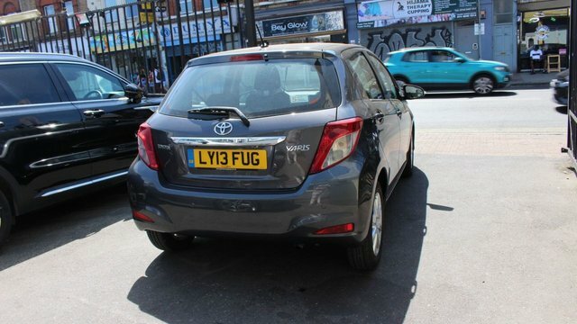 Toyota Yaris Hatchback White #10