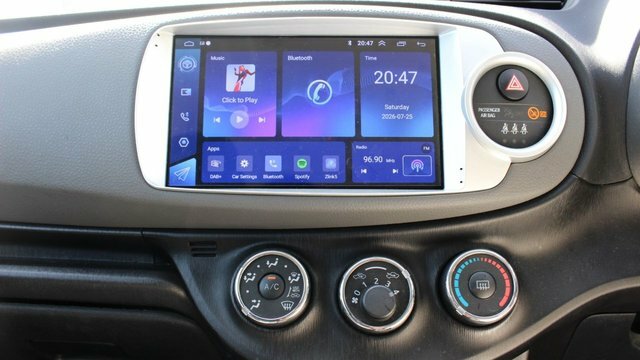 Toyota Yaris Dual Vvt-i Tr Hatchback Grey #6