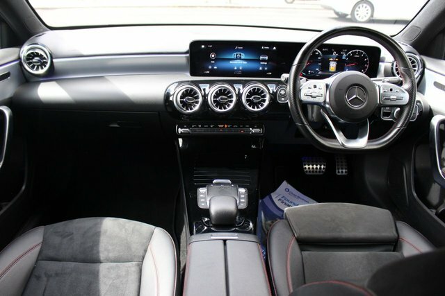 Mercedes-Benz A Class A180 Amg Line Premium Black #2