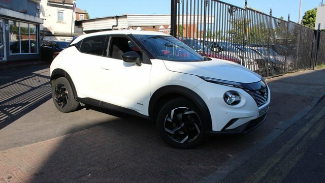 Nissan Juke N-connecta Suv White