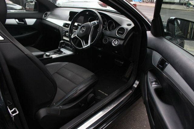 Mercedes-Benz C Class C180 Blueefficiency Amg Sport Black #4