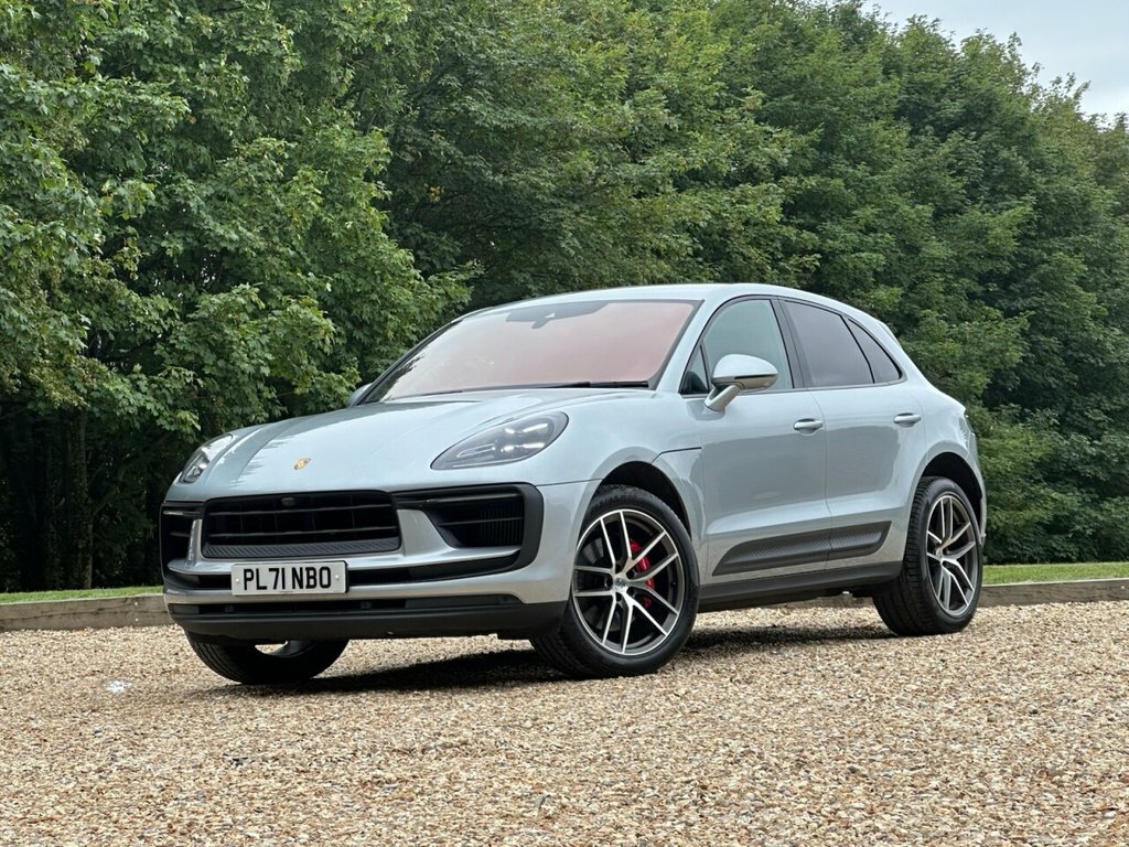 Porsche Macan 2.9L S Silver