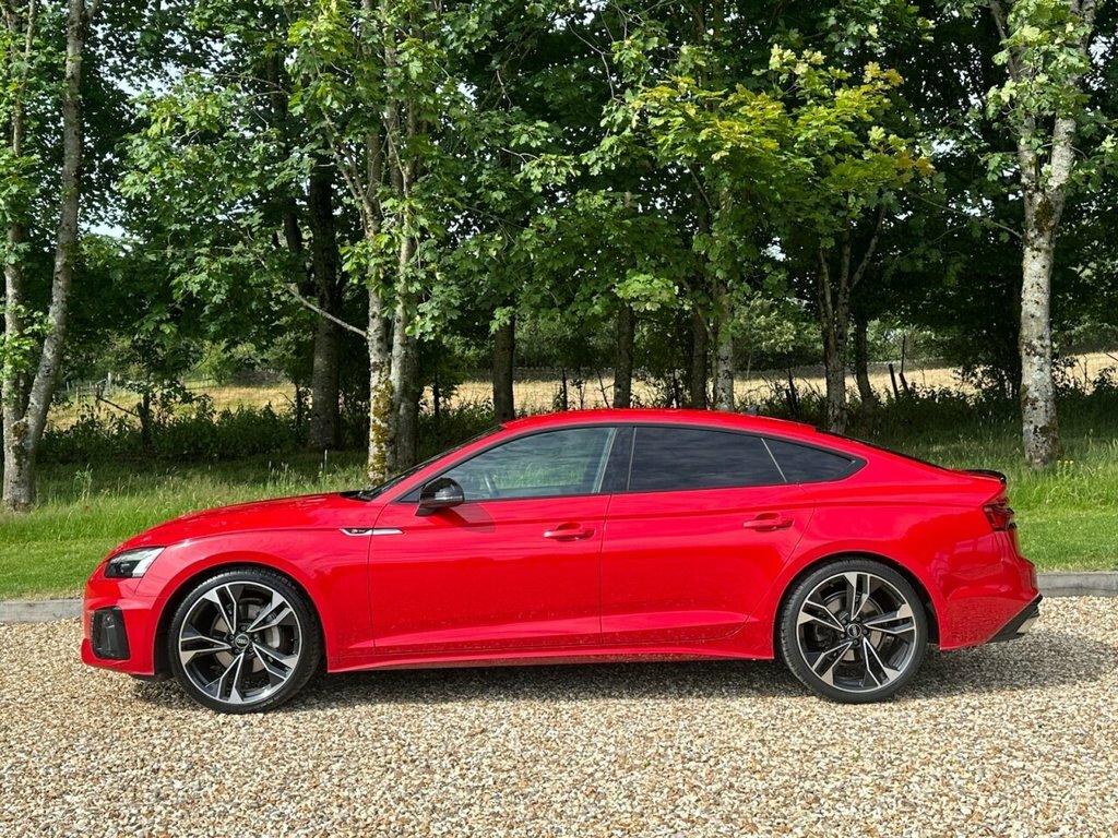 Audi A5 2L Black Edition DP72HLO Red #3