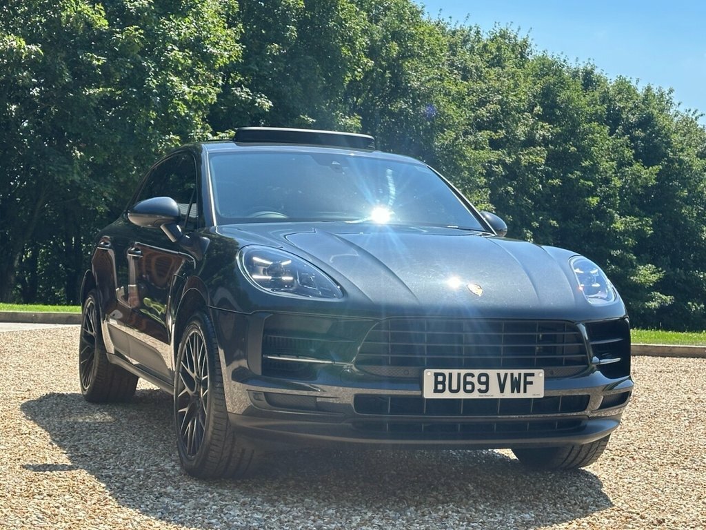 Porsche Macan Pdk Red #8