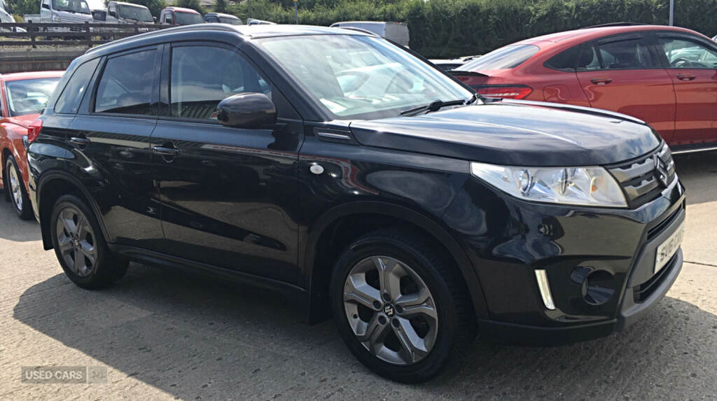Suzuki Vitara Suv White #8