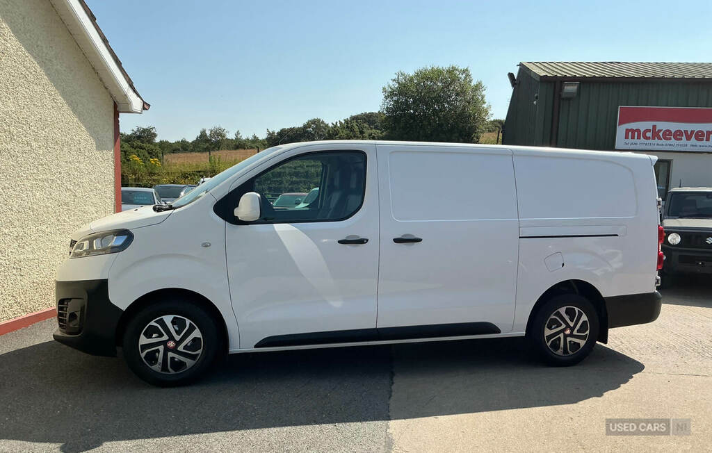 Vauxhall Vivaro 3100 2.0D 120Ps Edition H1 Van White #2