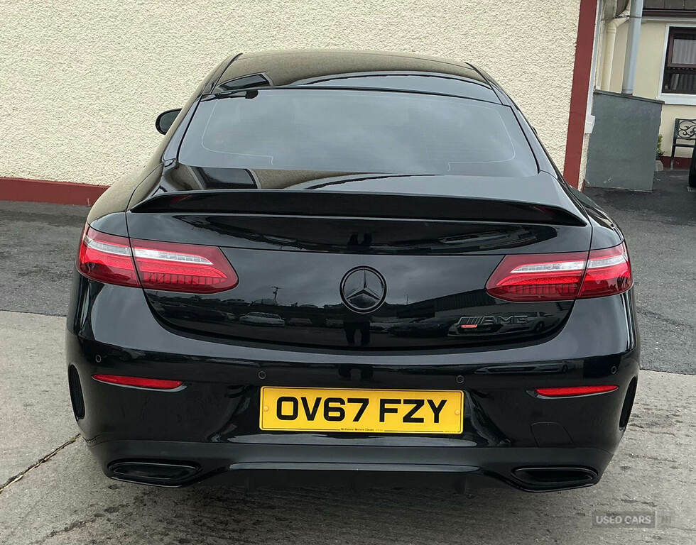 Mercedes-Benz E Class E300 Amg Line Premium 9G-tronic Black #5