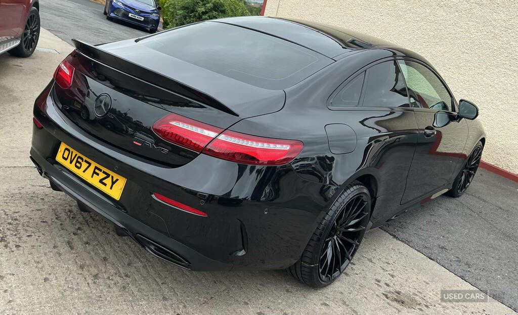 Mercedes-Benz E Class E300 Amg Line Premium 9G-tronic Black #6