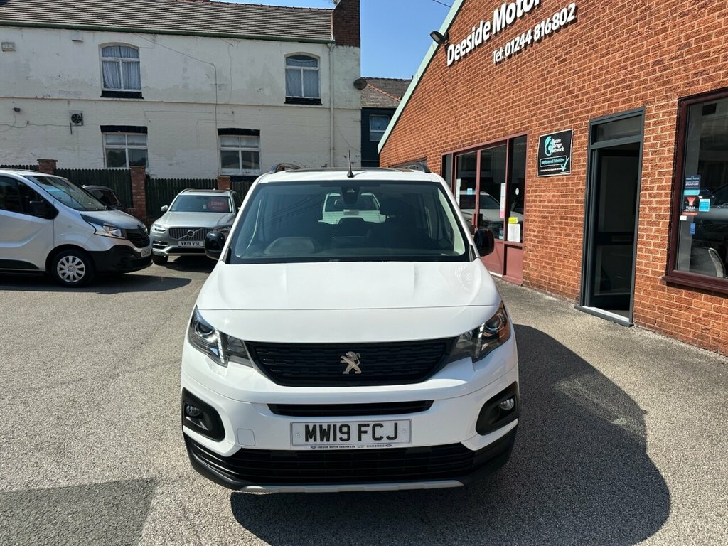 Peugeot Rifter 1.5L Gt Line White #5