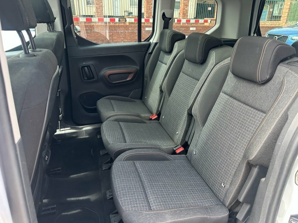 Peugeot Rifter 1.5L Gt Line White #6