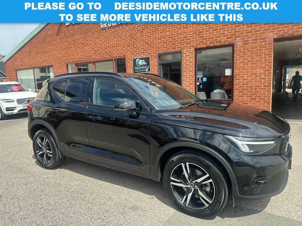 Volvo XC40 2L Plus Dark AP72HTF Black