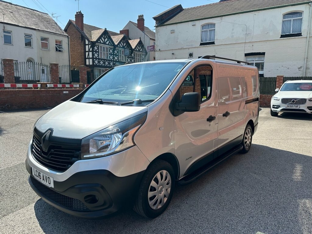 Renault Trafic Mpv Silver #4