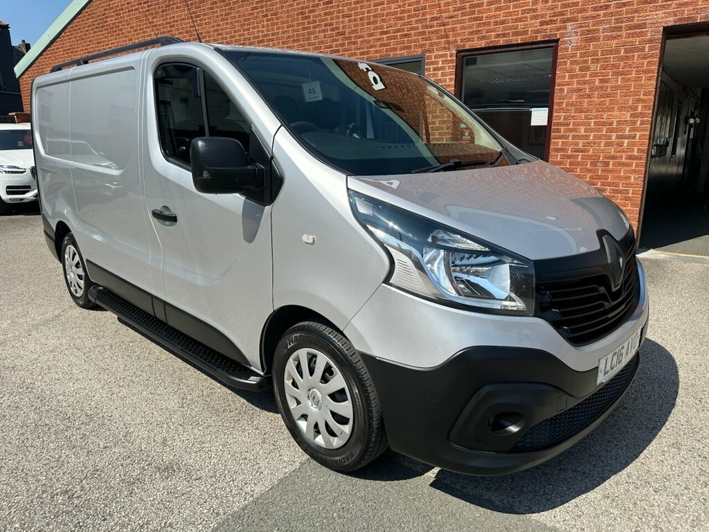 Renault Trafic Mpv Silver #3