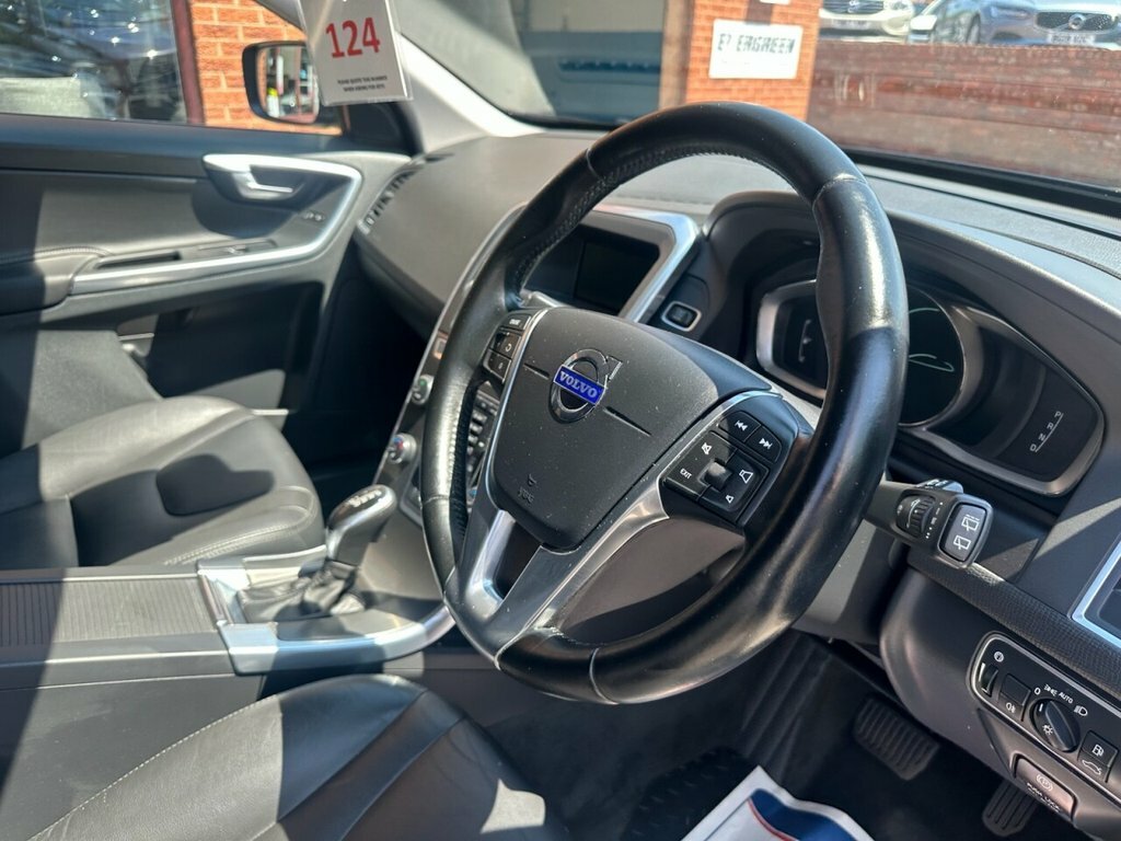 Volvo XC60 2.4 D4 Se Lux Awd Black 1 Owner Full Black #13