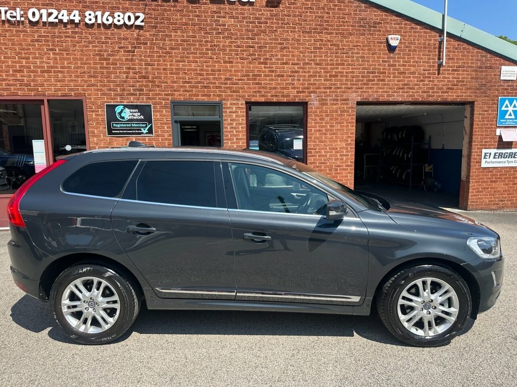 Volvo XC60 2.4 D4 Se Lux Awd Black 1 Owner Full Black #2