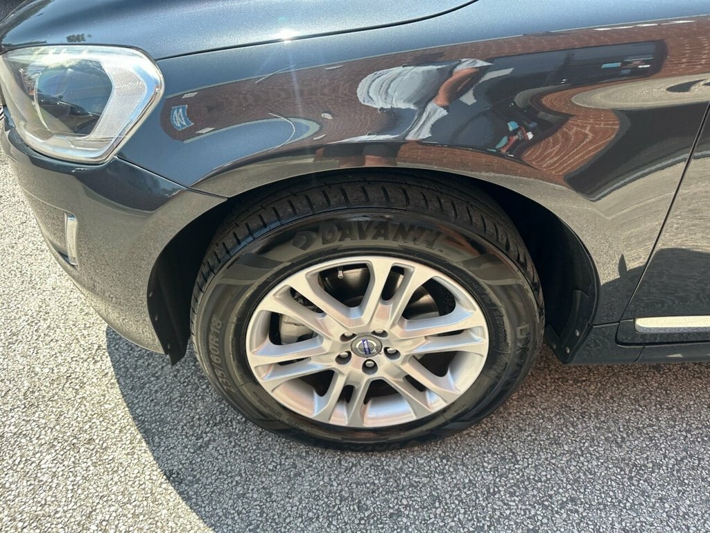 Volvo XC60 2.4 D4 Se Lux Awd Black 1 Owner Full Black #30