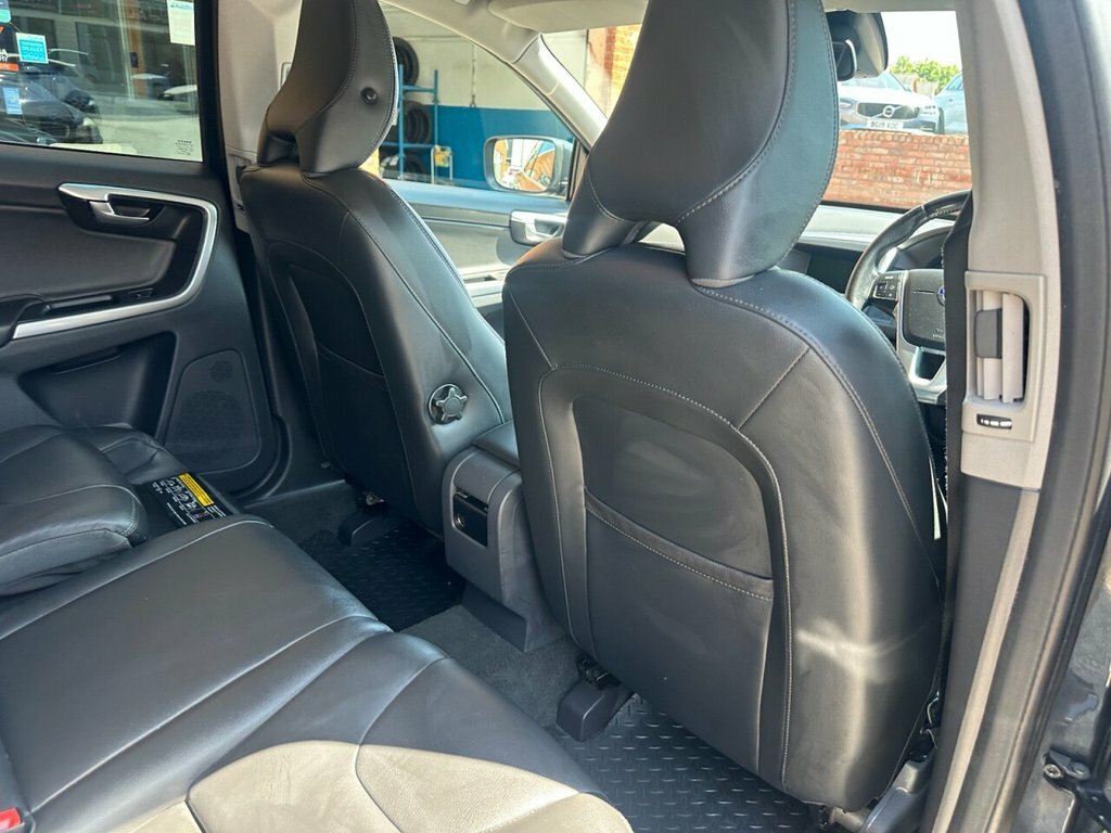 Volvo XC60 2.4 D4 Se Lux Awd Black 1 Owner Full Black #21