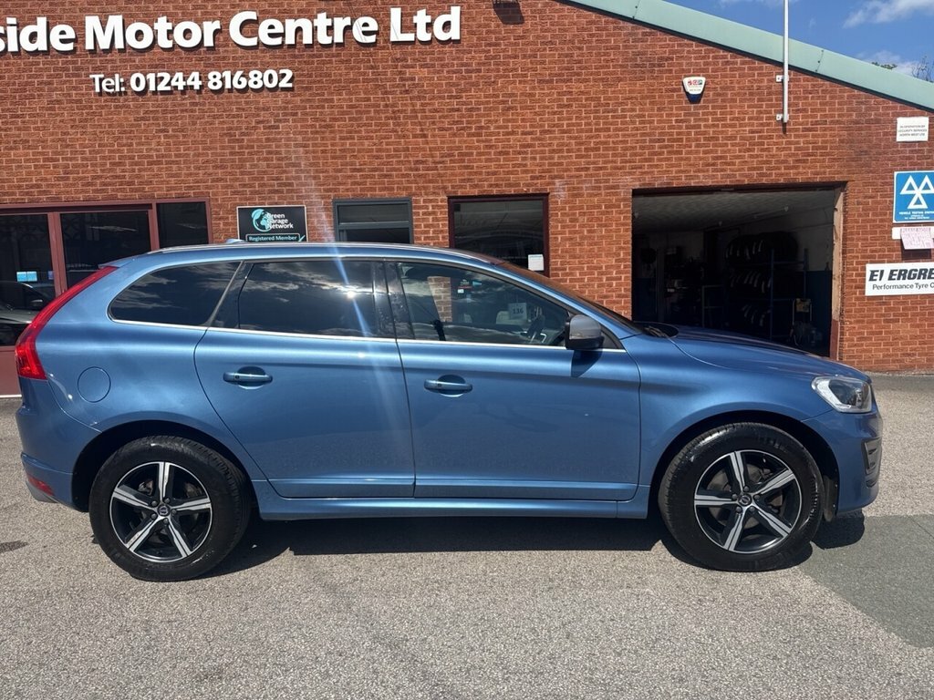 Volvo XC60 2.4L R-design Lux Nav Blue #3