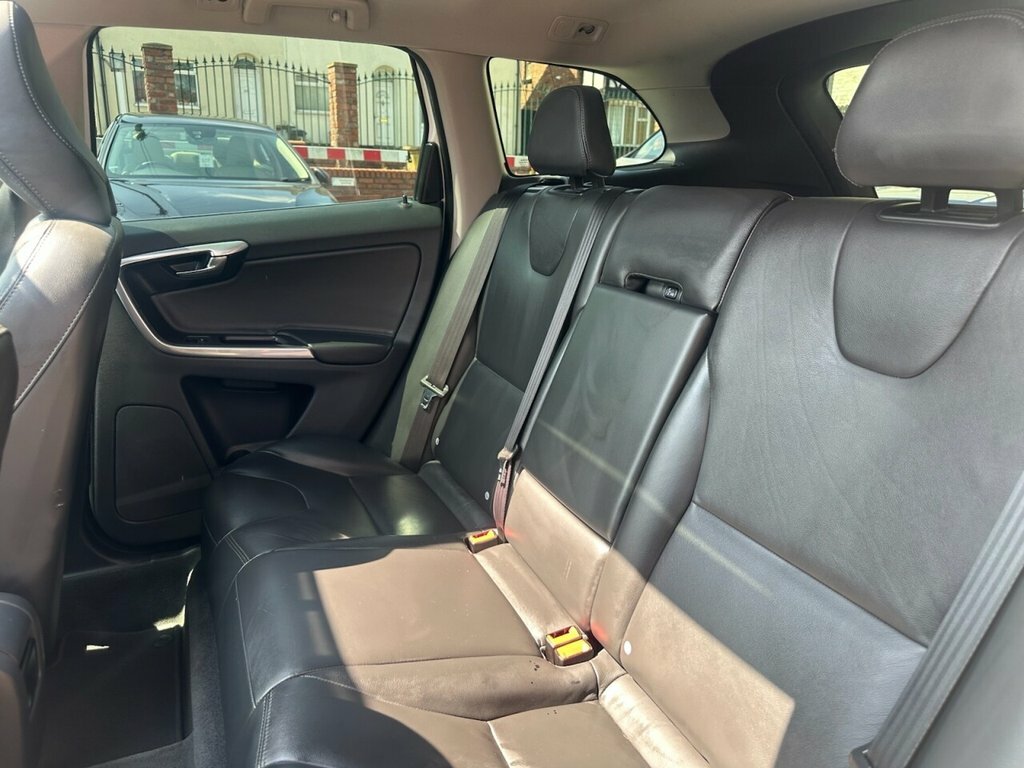Volvo XC60 D4 Se Nav Black #15