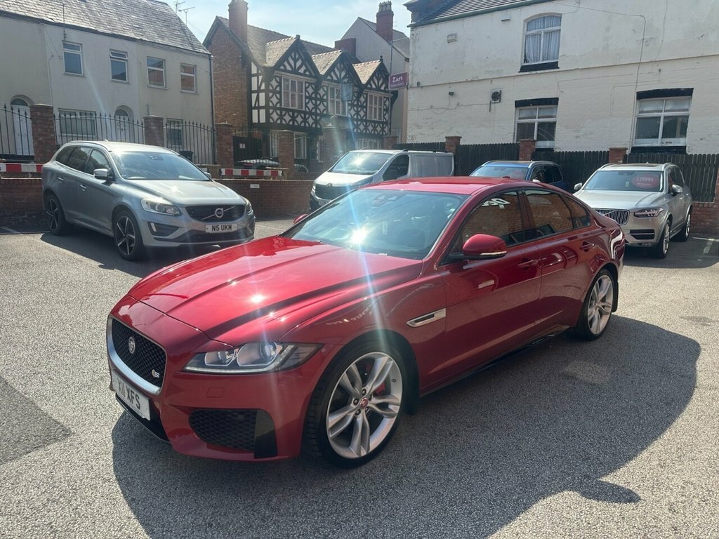 Jaguar XF 3L S Red