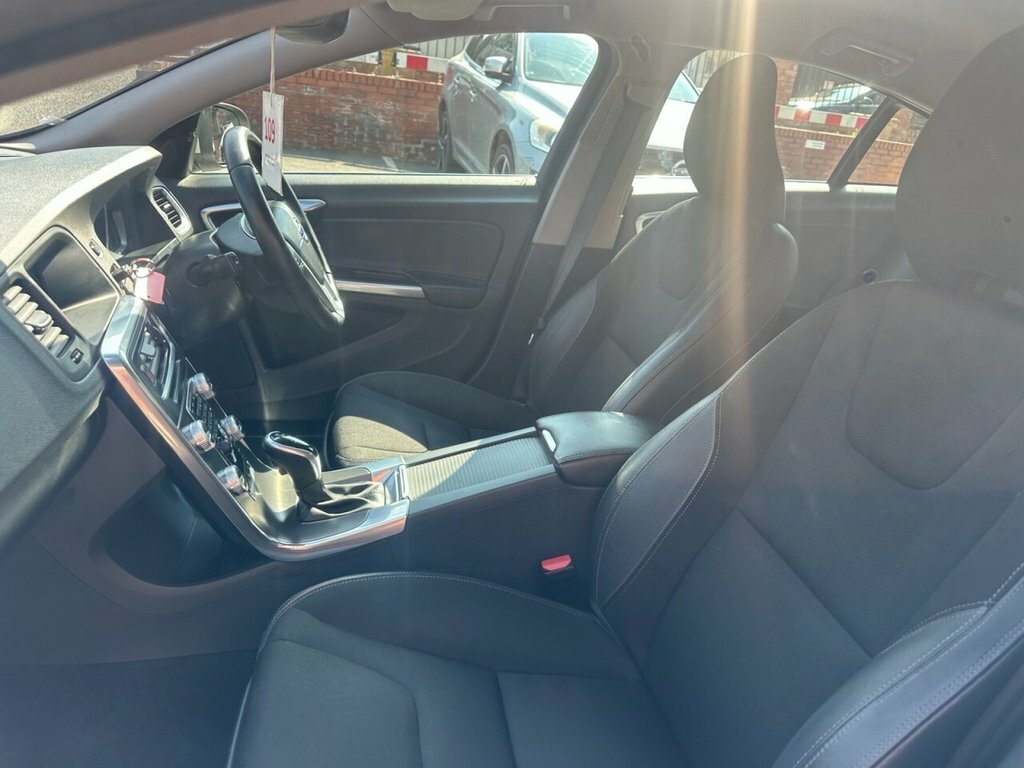 Volvo S60 Saloon White #15