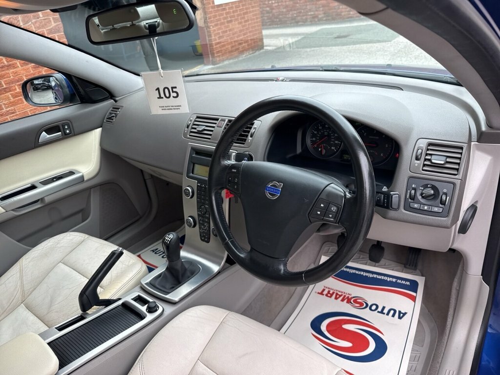 Volvo S40 2L Se Lux Blue #5