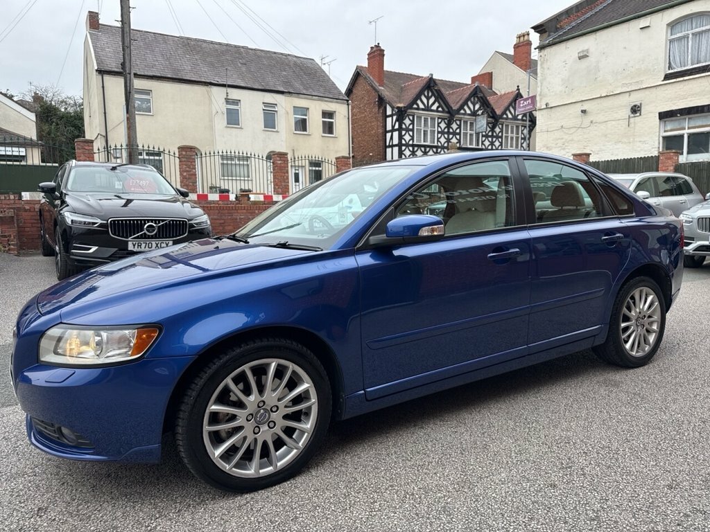 Volvo S40 2L Se Lux Blue #2