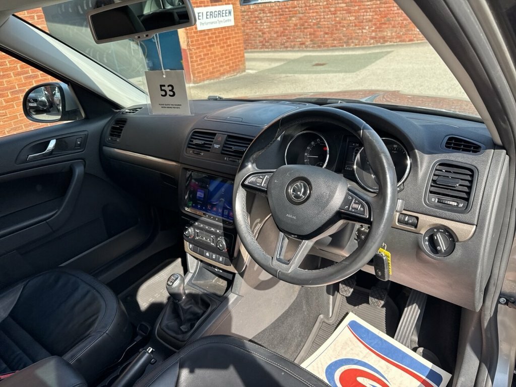 Skoda Yeti 2L Se L Beige #5