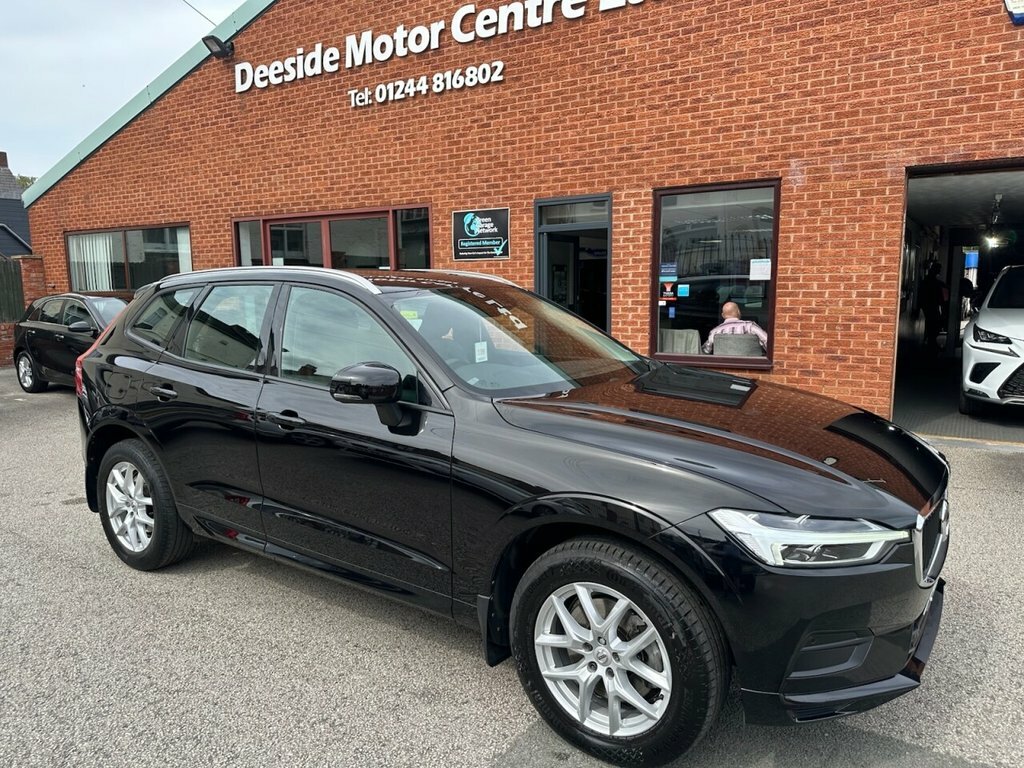 Volvo XC60 2L Momentum Black #5