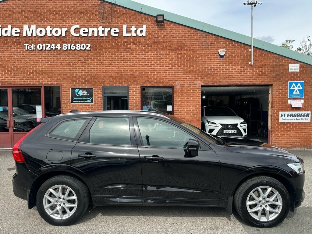 Volvo XC60 2L Momentum Black #3