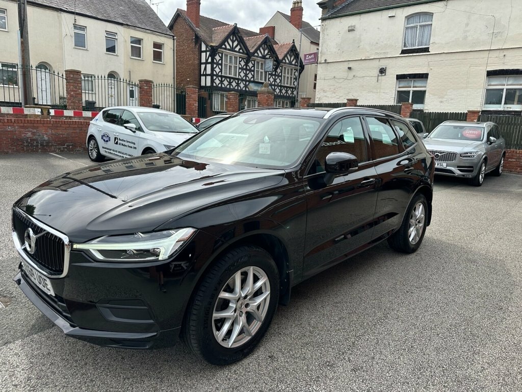 Volvo XC60 2L Momentum Black #2