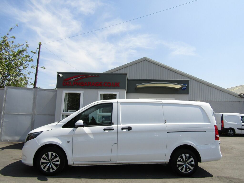 Mercedes-Benz Vito 114 Cdi Progressive L2 WP70AYK White #4