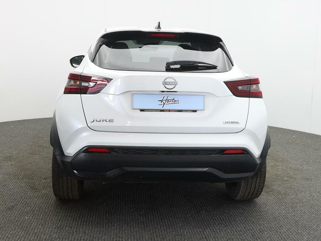 Nissan Juke 1.6 Hybrid Tekna KV24GJF White #6