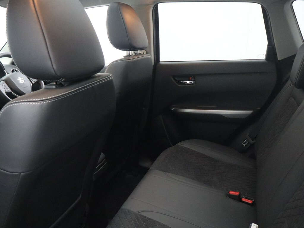 Suzuki Vitara 1.4 Bjet Sz-t 2Wd Black #23