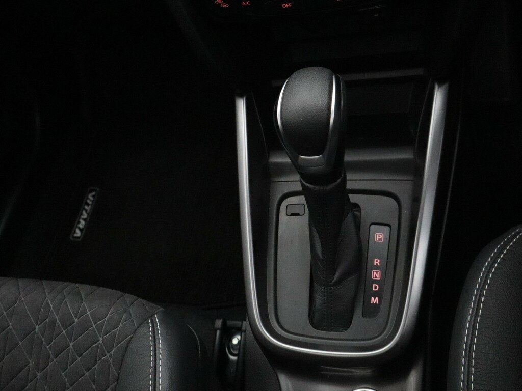 Suzuki Vitara 1.4 Bjet Sz-t 2Wd Black #32