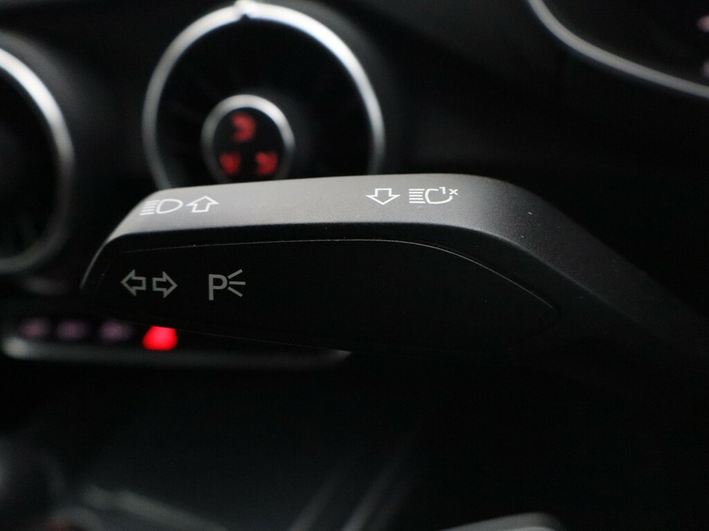 Audi TT 45 Tfsi Black Edition S Tronic Blue #38