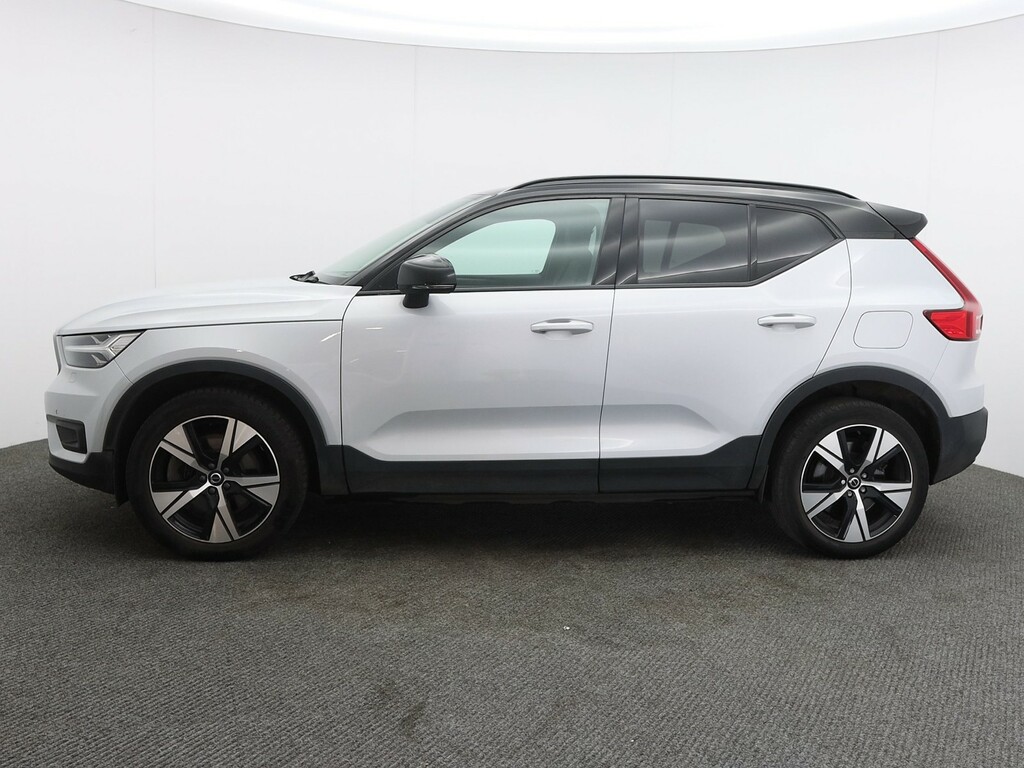 Volvo XC40 Recharge 69Kwh Plus Suv 231 Ps Silver #4