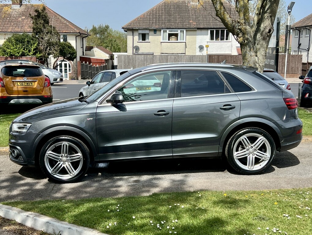 Audi Q3 2.0 Tfsi S Line Plus Quattro Grey #4
