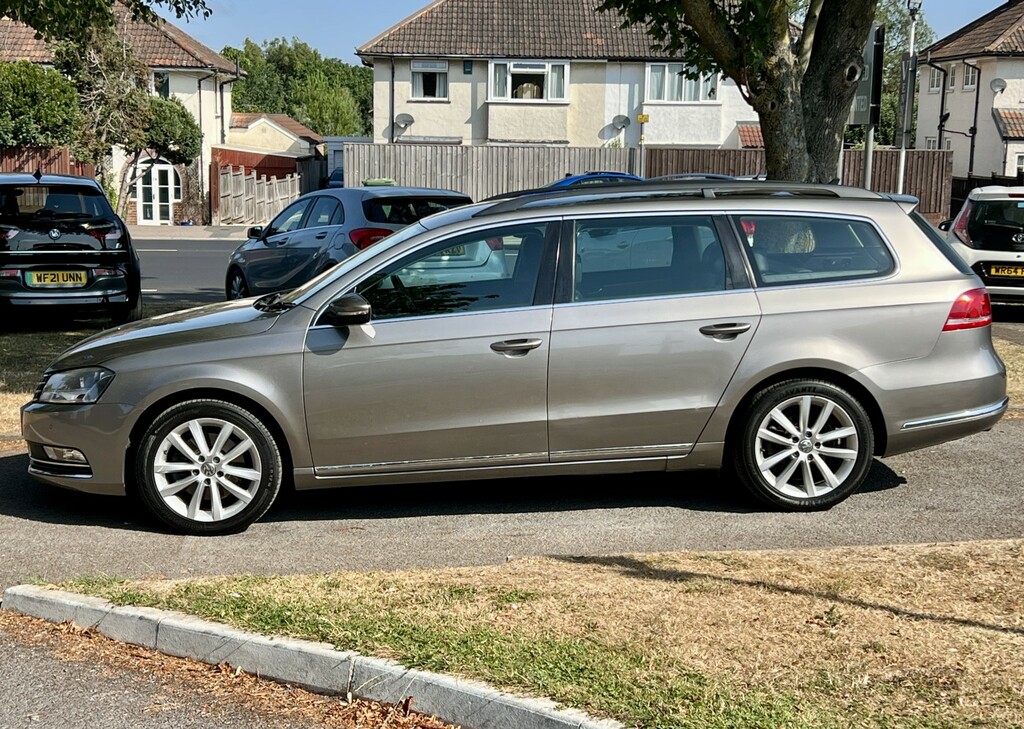 Volkswagen Passat Estate 2.0 Tdi Bluemotion Tech Executive 201464 Brown #4